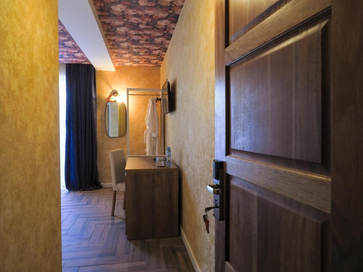 Hotel Banihills Tbilisi Eksteriør billede