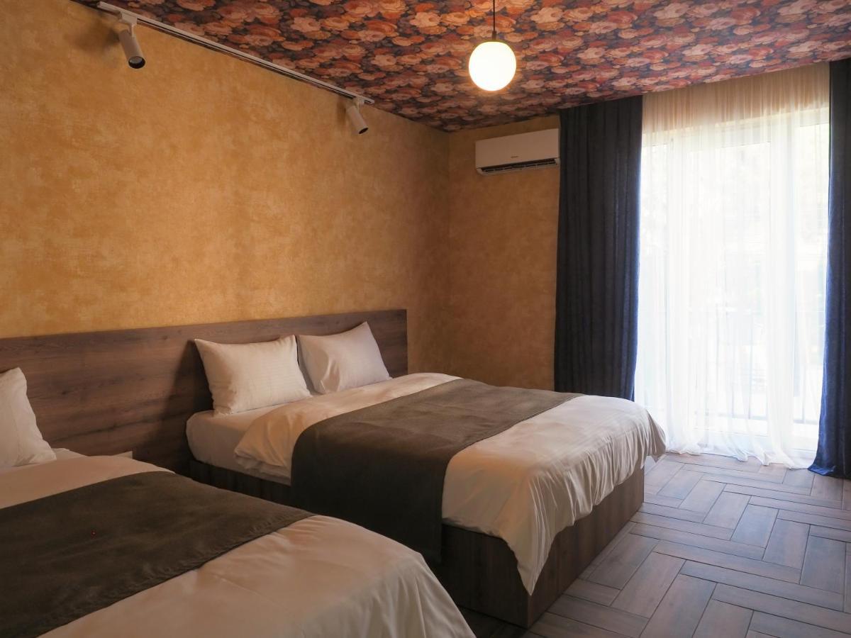 Hotel Banihills Tbilisi Eksteriør billede