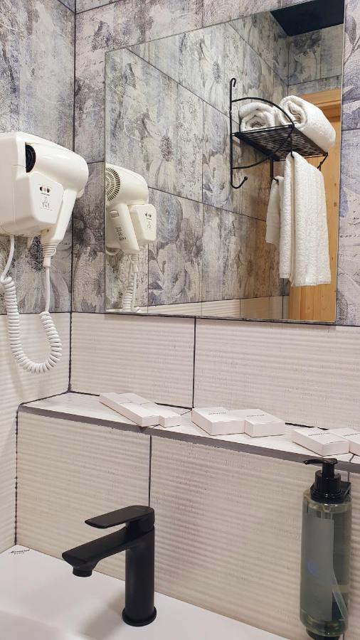 Hotel Banihills Tbilisi Eksteriør billede