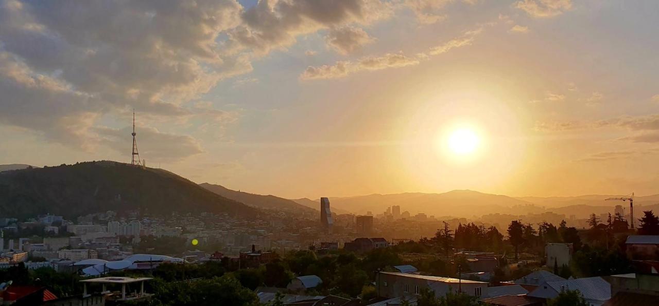 Hotel Banihills Tbilisi Eksteriør billede